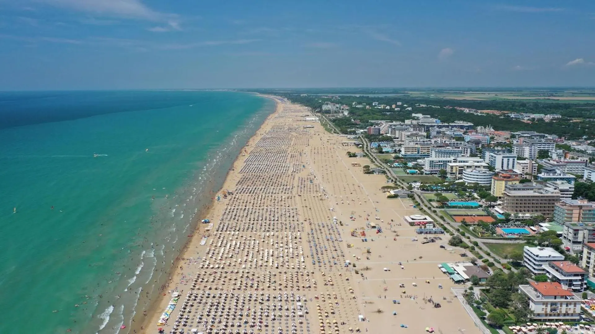 Cozy Flat With Terrace And Lift - Beahost Apartment Bibione