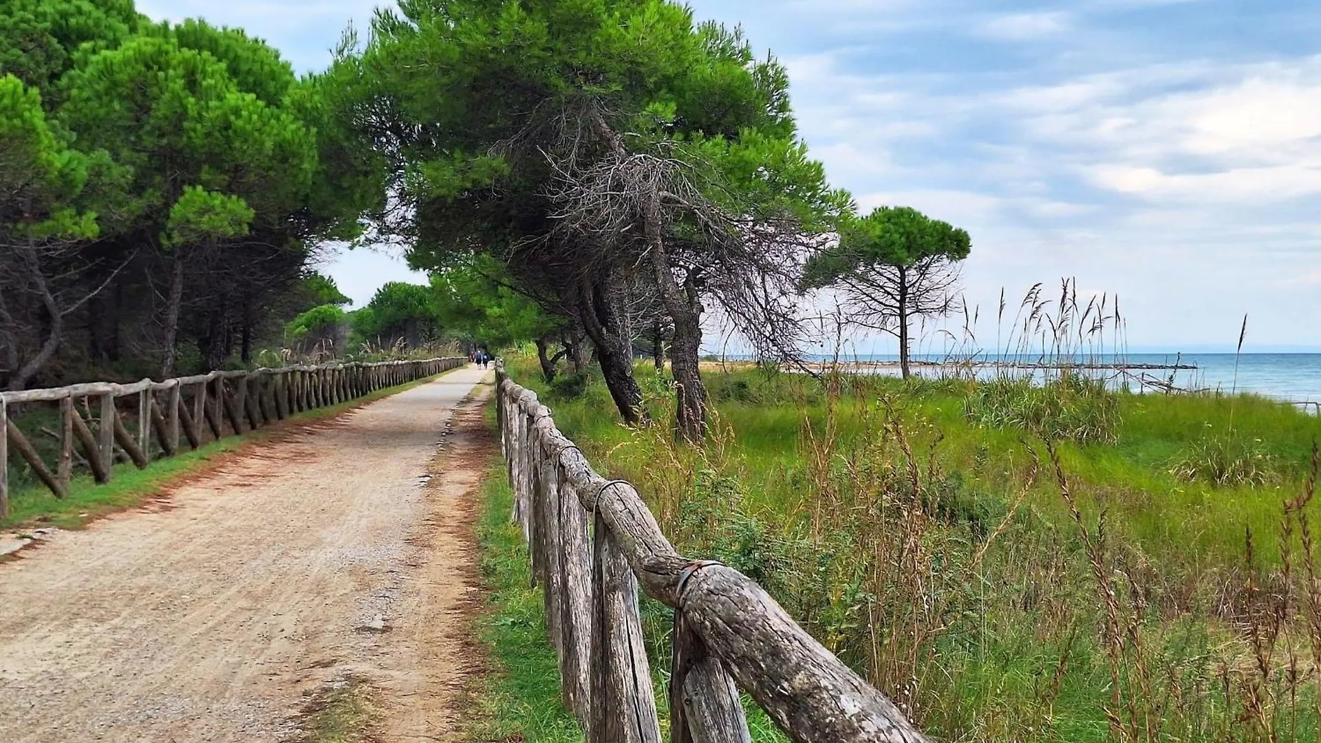 Cozy Flat With Terrace And Lift - Beahost Apartment Bibione